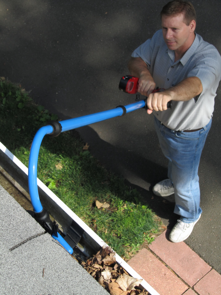 VertaLok VGS722 Gutter Cleaning System