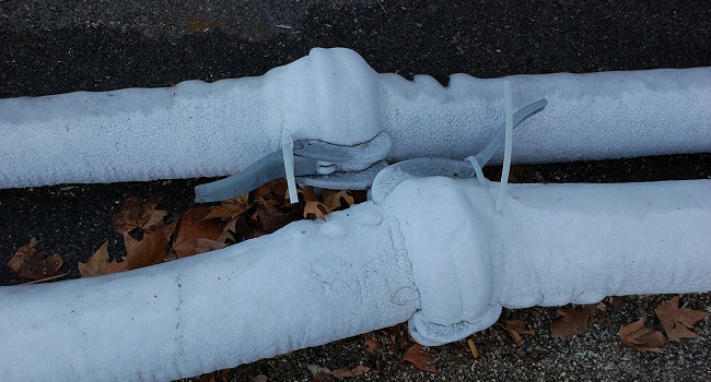How to Thaw a Frozen Pipe